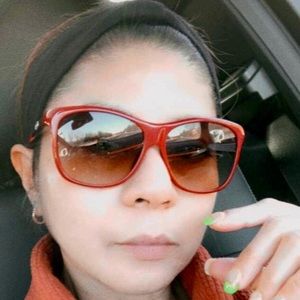 Meet your Posher, Jenn